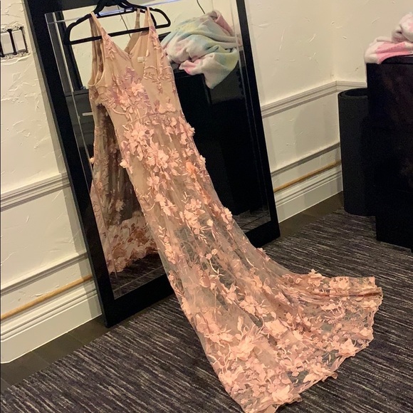 Dress The Population Long Pink Floral Gown - Picture 6 of 12